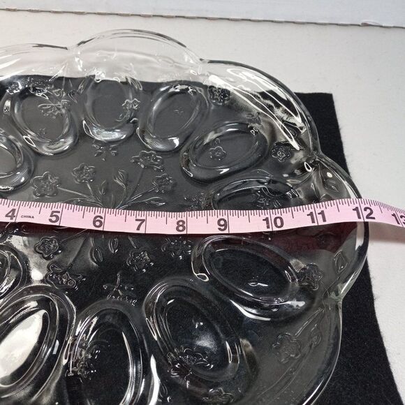 Vintage Anchor Hocking Savannah Pattern Glass Deviled Egg Platter/Serving Plate - Picture 4 of 6